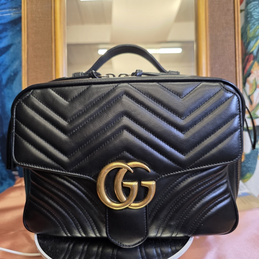 GUCCI Marmont Medium Flap Shoulder Bag Black Leather Authentic